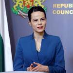 Министър Ивкова: Въпреки тежкото наследство здравната система работи Министър Катя Ивкова