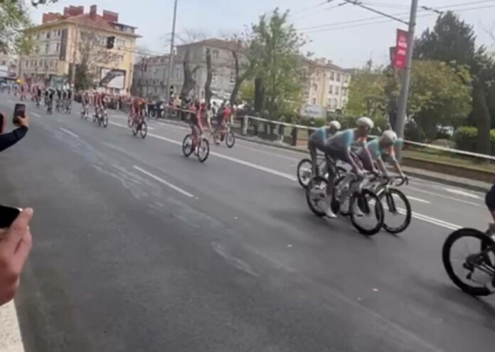Giro d’Italia е в Бургас! Вижте кадри (ВИДЕО) Giro d’Italia е в Бургас! Вижте кадри