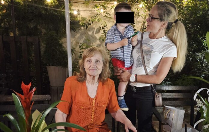 Любка Иванчева, Десислава Иванчева и синът й