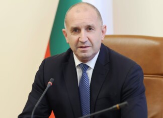 Премиер Румен Радев