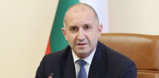 Румен Радев