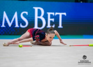 Стилияна Николова