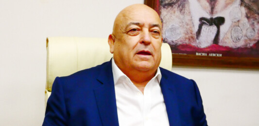 Цветан Петров
