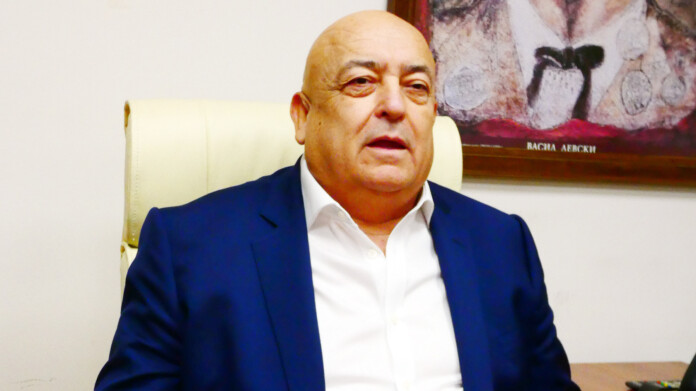 Цветан Петров Цветан Петров