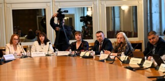 Временната комисия по бюджет и финанси
