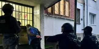 Васил Михайлов е приведен в Софийския затвор след арест в столицата