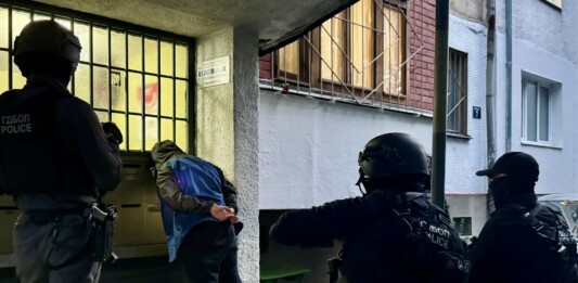 Васил Михайлов е приведен в Софийския затвор след арест в столицата