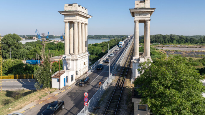 Дунав мост