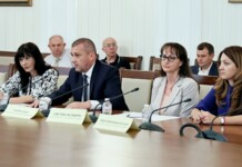 Министър Георги Пеев: Железопътният транспорт е нашата ахилесова пета Георги Пеев в НС