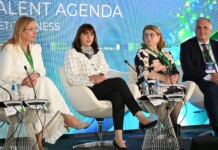 Ефремова: Разширяваме възможностите за онлайн обучения с нова виртуална платформа Наталия Ефремова на форума
