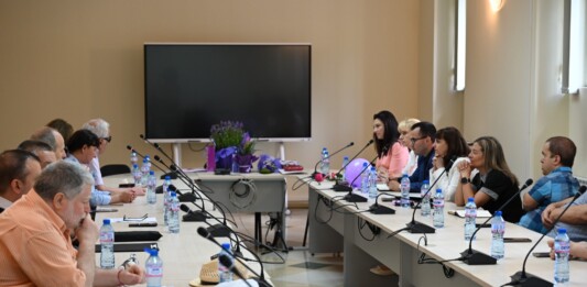 Повече работа и по-достоен живот: МТСП обсъди включването на хората с увреждания