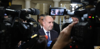 Румен Радев
