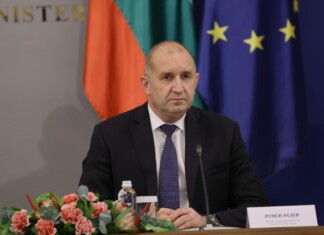 Румен Радев