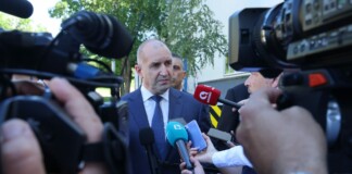 Румен Радев