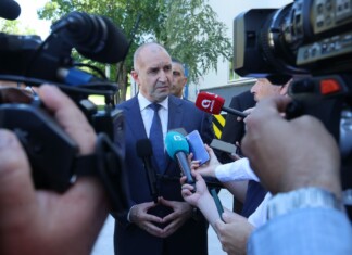 Румен Радев