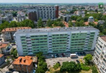 Саниран блок в Ямбол