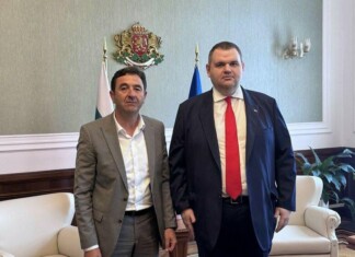 Шинаси Сюлейман и Делян Пеевски