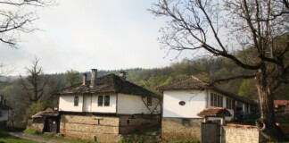 Българско село