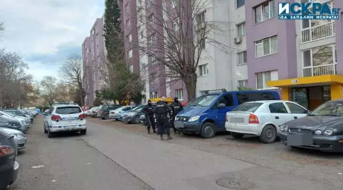 Спецакция в блок 34 в ж.к. "Славейков" Спецакция в блок 34 в ж.к. "Славейков"