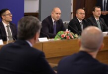 „Кошница с грижа“ или кошница с илюзии? Ще усетят ли българите реално по-ниски цени Срещата