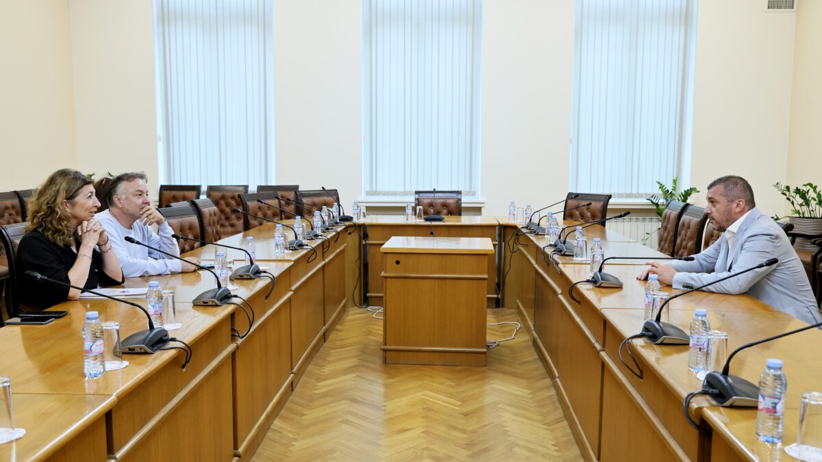 Ситуацията в Български пощи е изключително сложна В момент когато