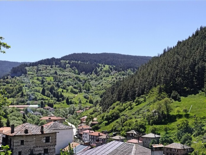 Село Забърдо, Родопите Село Забърдо, Родопите