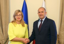Румен Радев: България работи, за да утвърди мястото си в реиндустриализацията на Европа Екатерина Захариева и Румен Радев