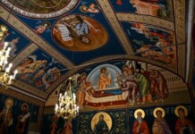 Манастирът „Света Петка“ над Асеновград Манастирът "Света Петка"