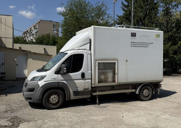 Мобилна станция Мобилна станция следи въздуха в Разград заради съмнения за замърсяване