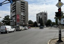 От 13 юли започва изграждането на кръстовище с кръгово движение на площад „Боровец“ в Ямбол Площад "Боровец" в Ямбол