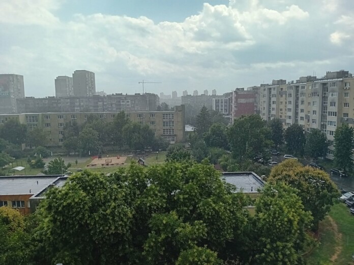 Дъждът в Бургас
