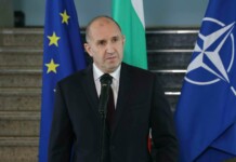 Румен Радев: България ще подкрепя Украйна според възможностите си Премиер Румен Радев