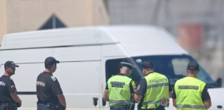 Спецакция в Габрово: Към момента 8 души са задържани и има иззет амфетамин, марихуана и коноп