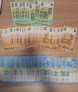 47-годишен пласьор на наркотици от Варна е заловен в Разградско 2 Парите