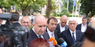 Румен Радев