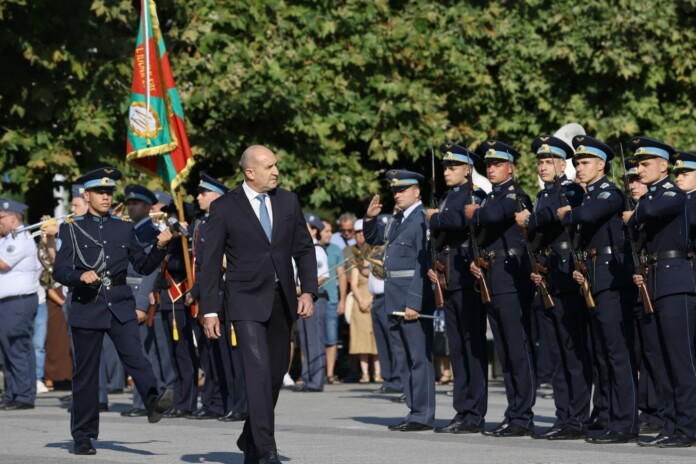 Румен Радев Румен Радев