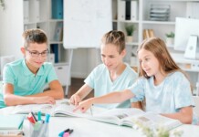 Като в компютърна игра: ученици учат английски, като изпълняват мисии и трупат точки Ученици