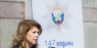 Илияна Йотова