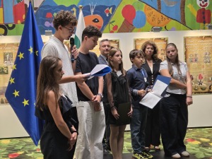 Изложба за Христо Ботев откри президентът Йотова в Европейския парламент в Страсбург 1 Откриването на изложбата