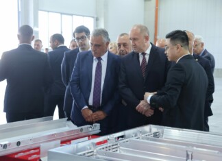 Премиер Румен Радев