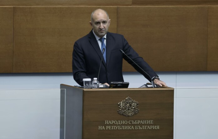 Румен Радев Румен Радев