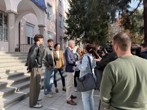 Андрей Гюров гласува в Благоевград: Не искаме нашите деца да живеят в страха, зависимостите и бедността на миналото 1 Андрей Гюров