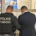 Арестите