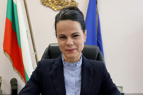Катя Ивкова Катя Ивкова