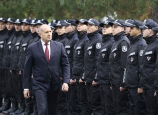 Румен Радев