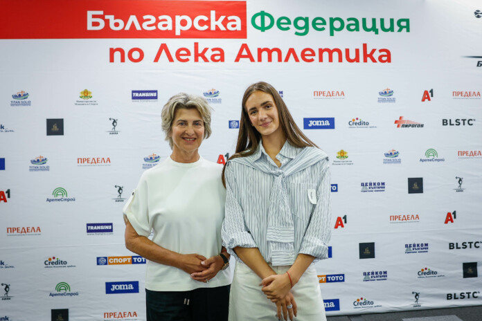 Весела Лечева и Виктория Ангелова Весела Лечева и Виктория Ангелова